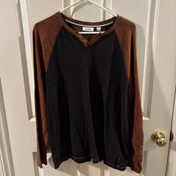 ROWN Men's Long Sleeve Lightweight Henley Shirt ~ Large ~ EUC - Picture 1 of 4